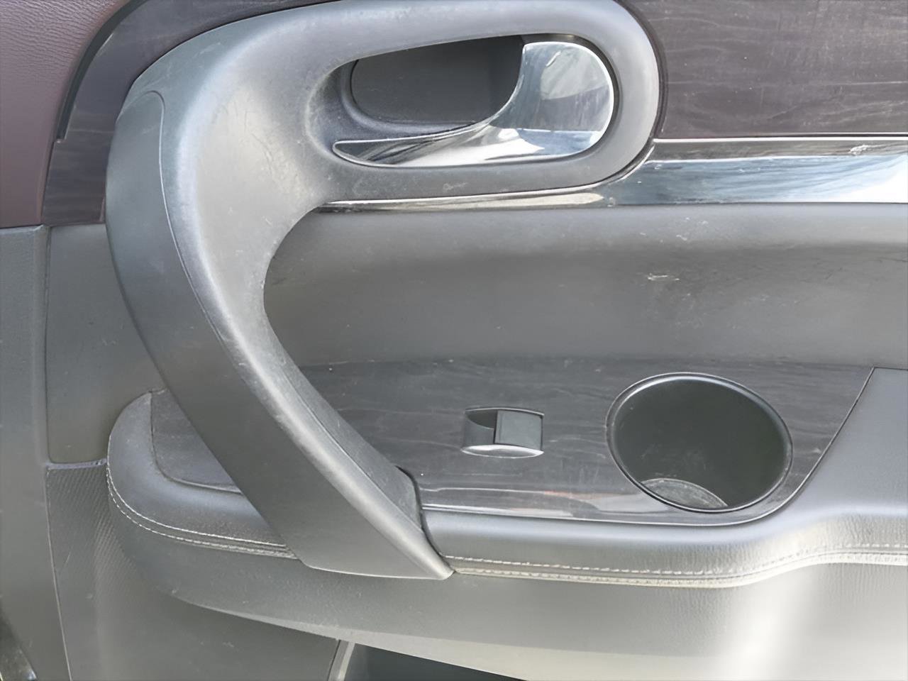 Used 2016 Buick Enclave Leather image 17