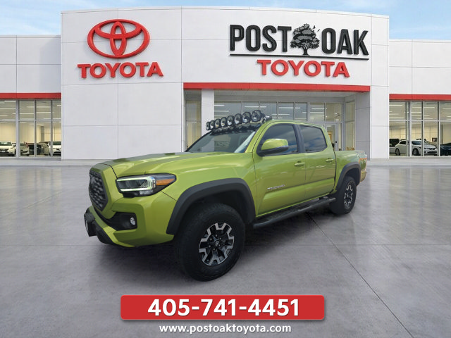 Used 2023 Toyota Tacoma TRD Off-Road AWD/4WD image 2