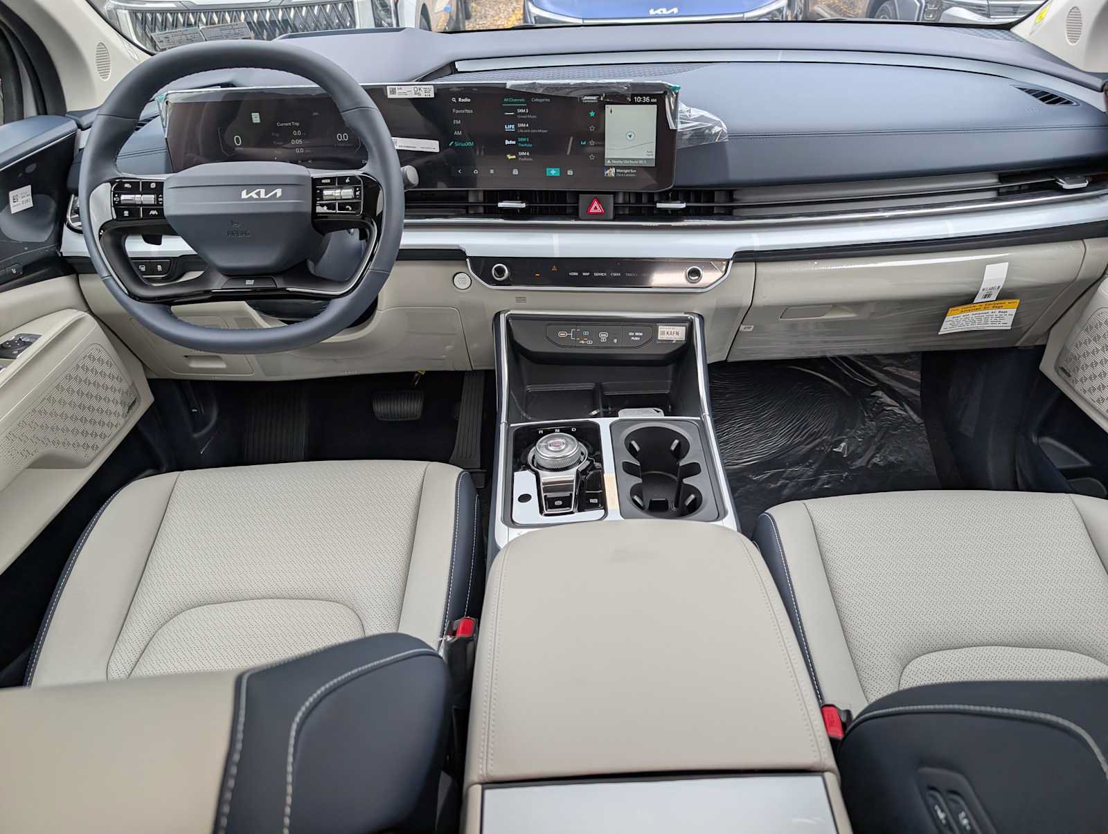 New 2027 Kia Carnival SX Prestige FWD image 12
