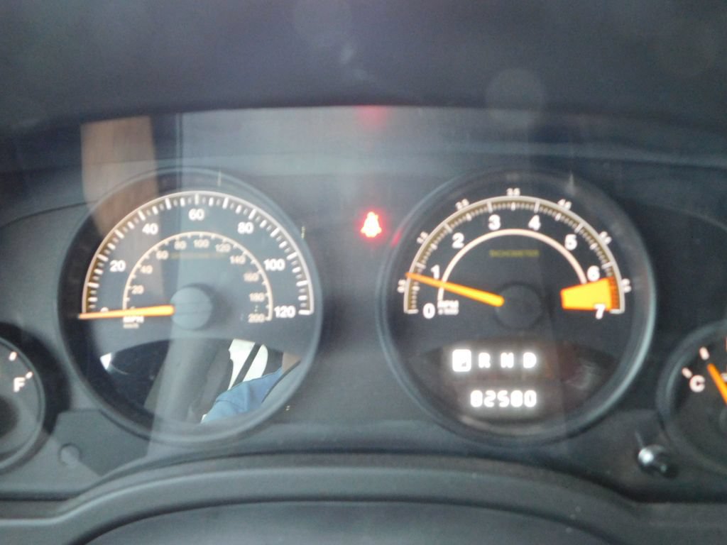 Used 2016 Jeep Patriot Sport w/ Power Value Group FWD image 5
