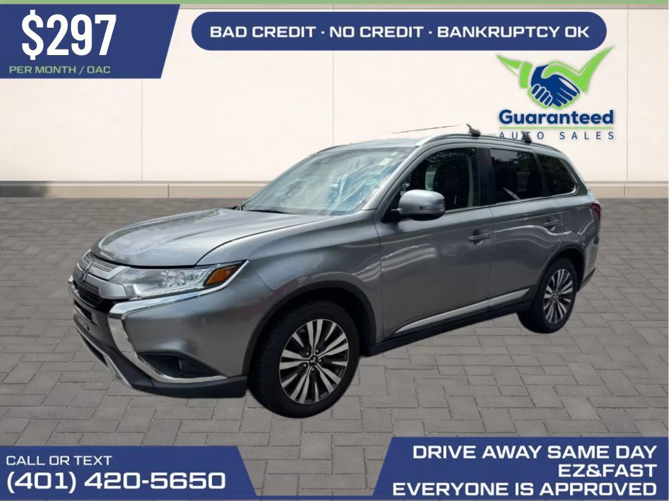 Used 2020 Mitsubishi Outlander SE AWD/4WD image 1