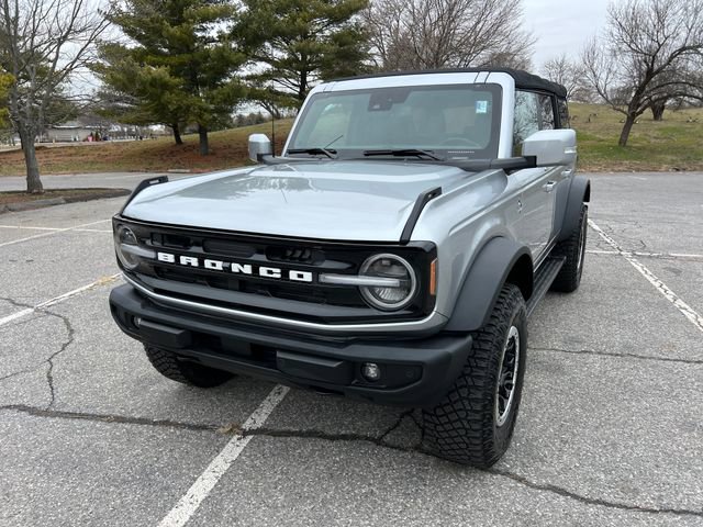 Certified 2023 Ford Bronco Outer Banks w/ Sasquatch Package image 4