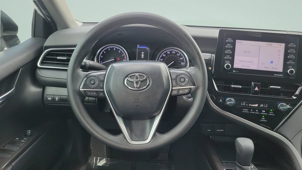 Used 2024 Toyota Camry LE w/ Convenience Package FWD image 11