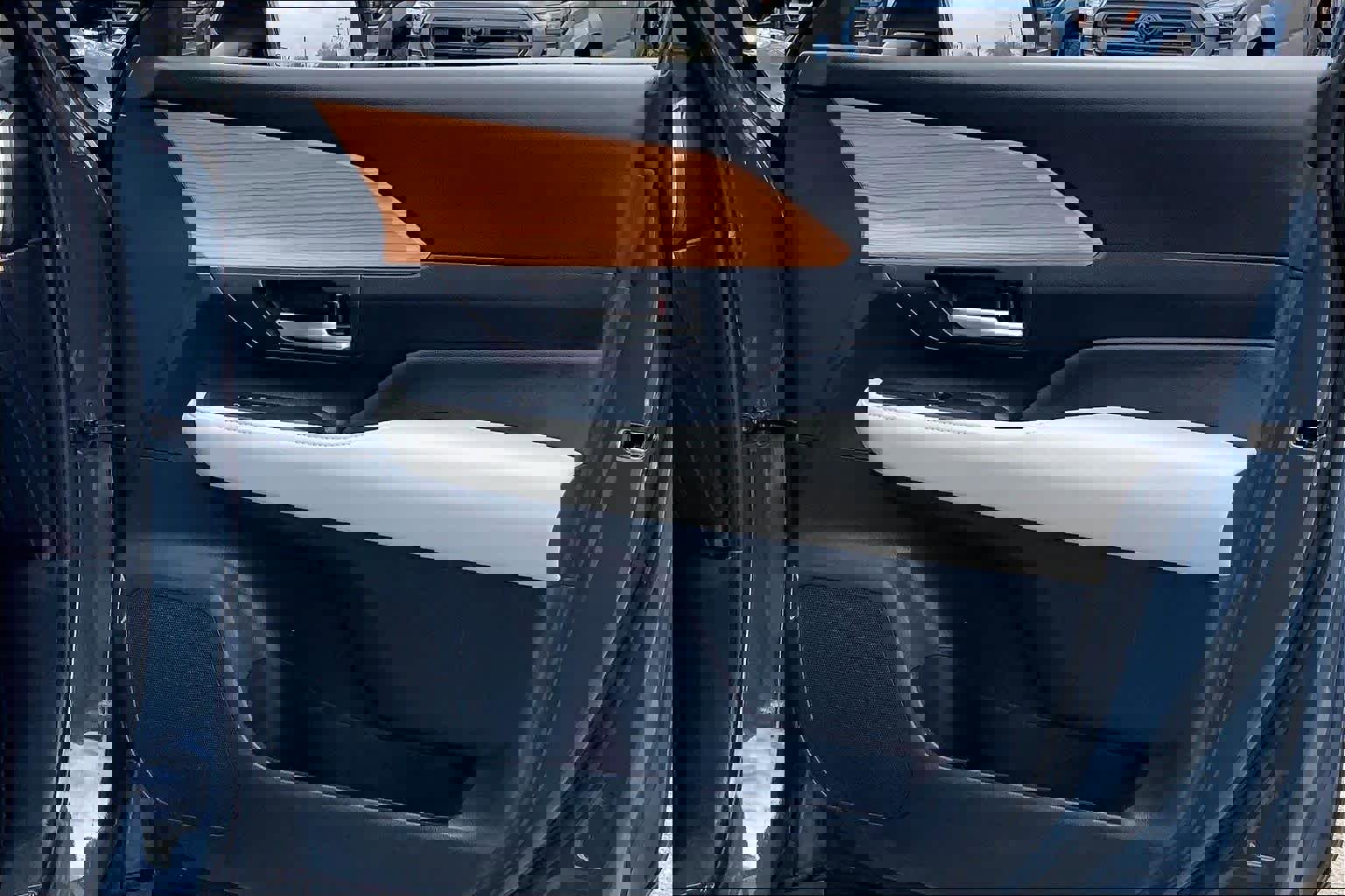 Used 2025 Toyota Grand Highlander FWD image 23