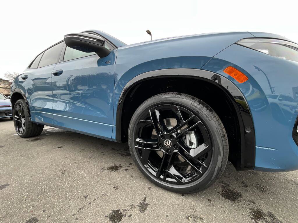 New 2026 Volkswagen Tiguan SE R-Line image 10