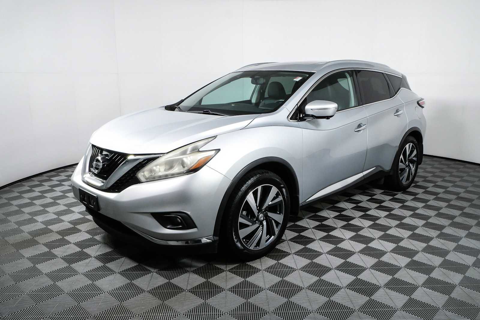 Used 2015 Nissan Murano Platinum w/ Platinum Technology Package AWD/4WD image 25