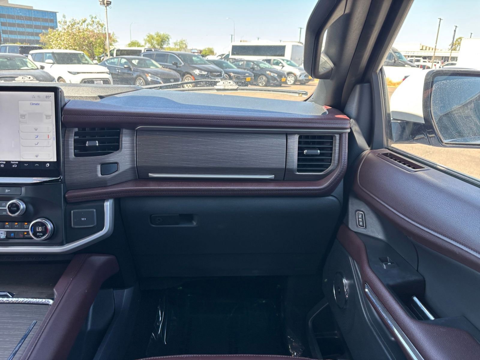 Used 2023 Ford Expedition Limited RWD image 40
