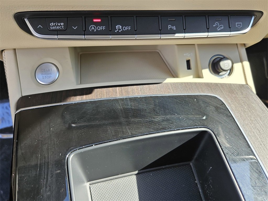 Used 2025 Audi Q5 2.0T Premium Plus w/ Premium Plus Package image 21