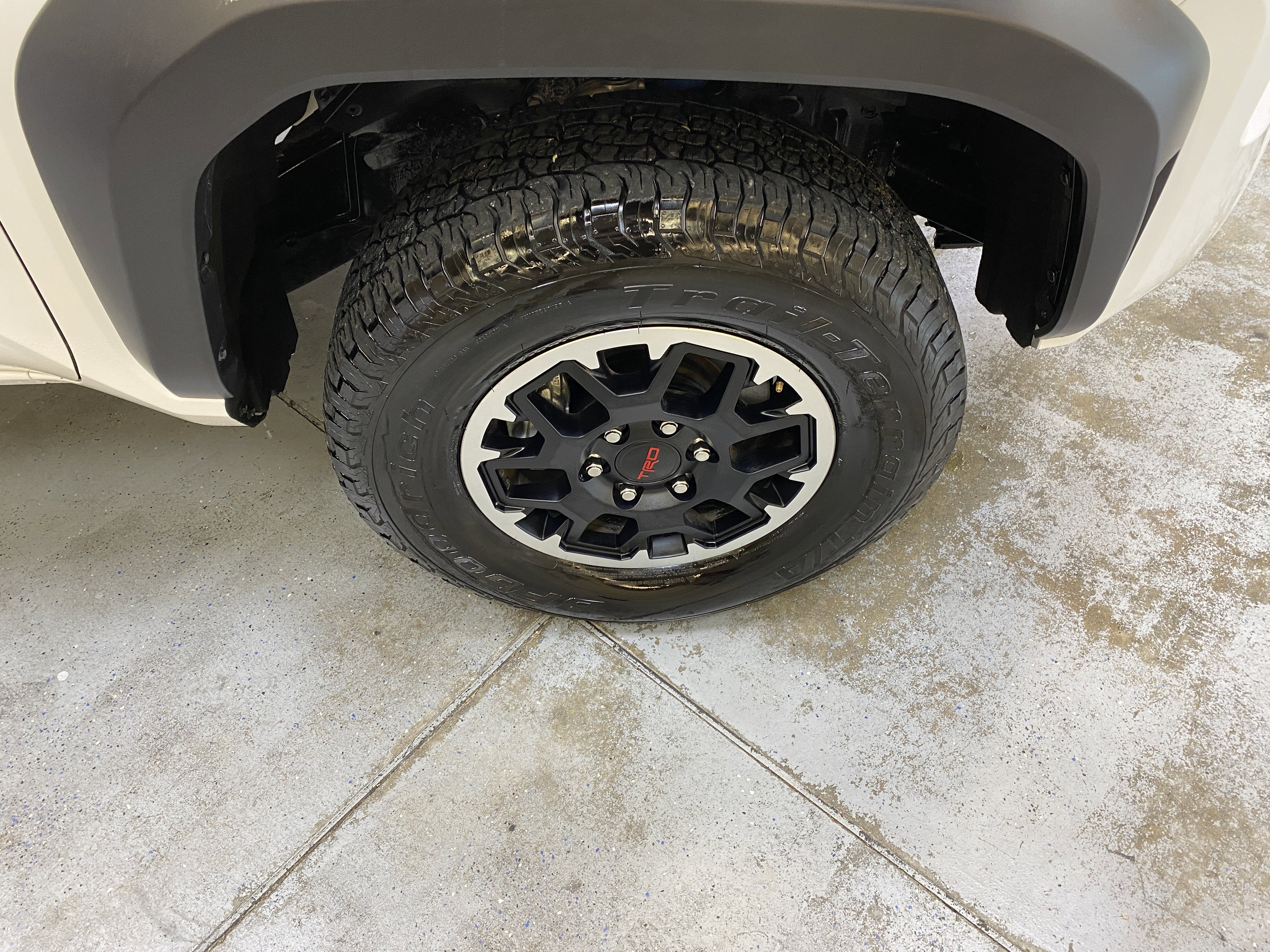 Used 2025 Toyota Tacoma TRD Off-Road image 14