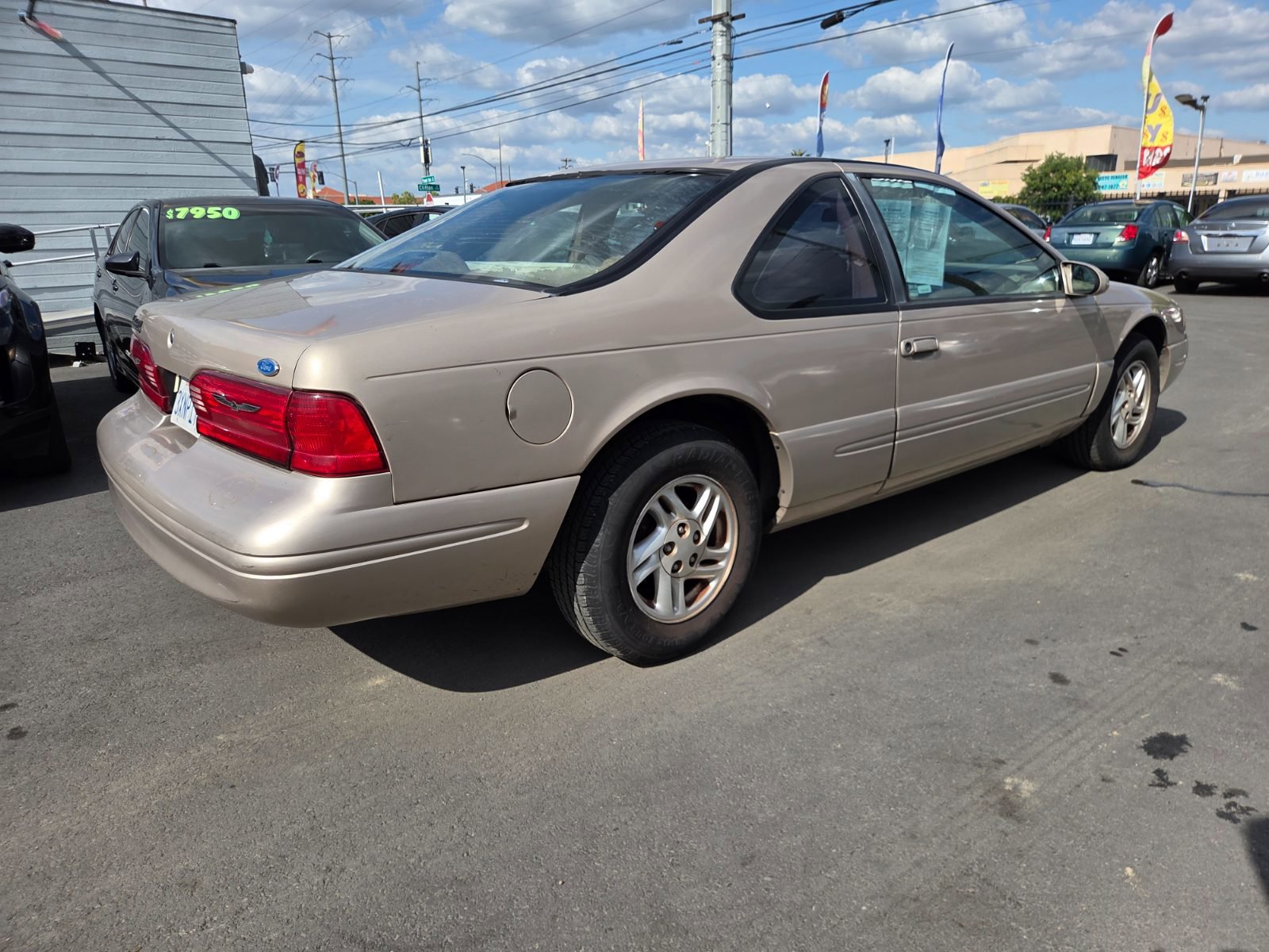 Used 1997 Ford Thunderbird LX RWD image 3
