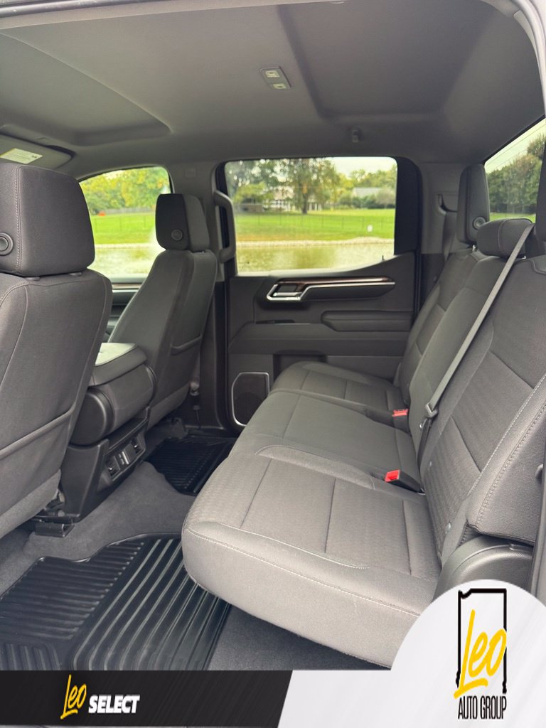 Used 2026 Chevrolet Silverado 1500 LT AWD/4WD image 8