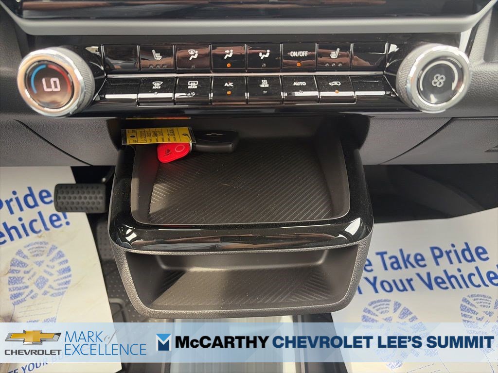 New 2027 Chevrolet Bolt LT w/ Comfort Package FWD image 16