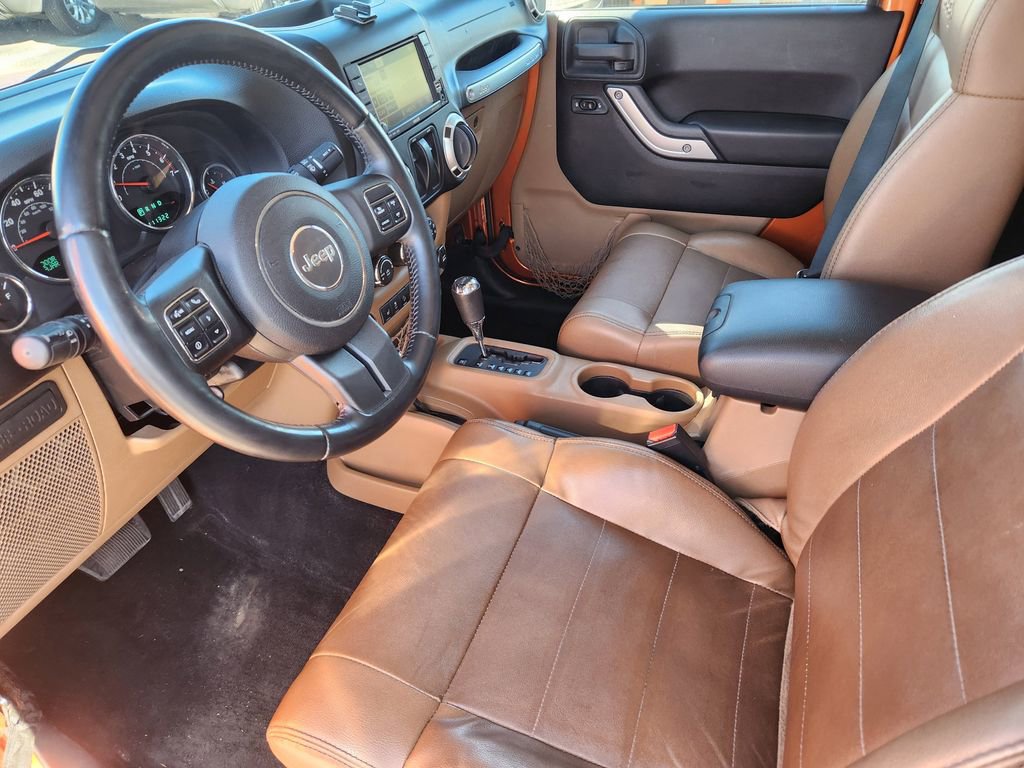 Used 2011 Jeep Wrangler Rubicon w/ PWR Convenience Group AWD/4WD image 7