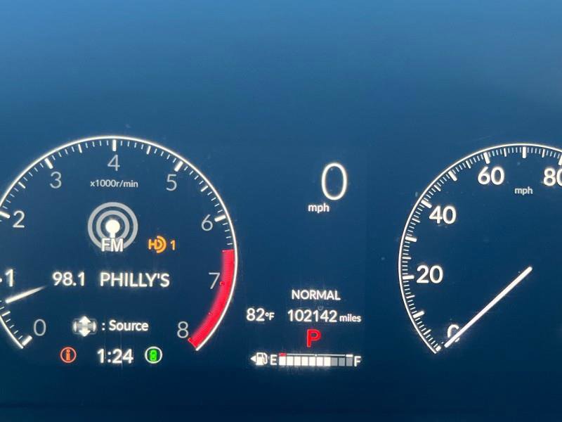 Used 2024 Honda Pilot Touring image 29