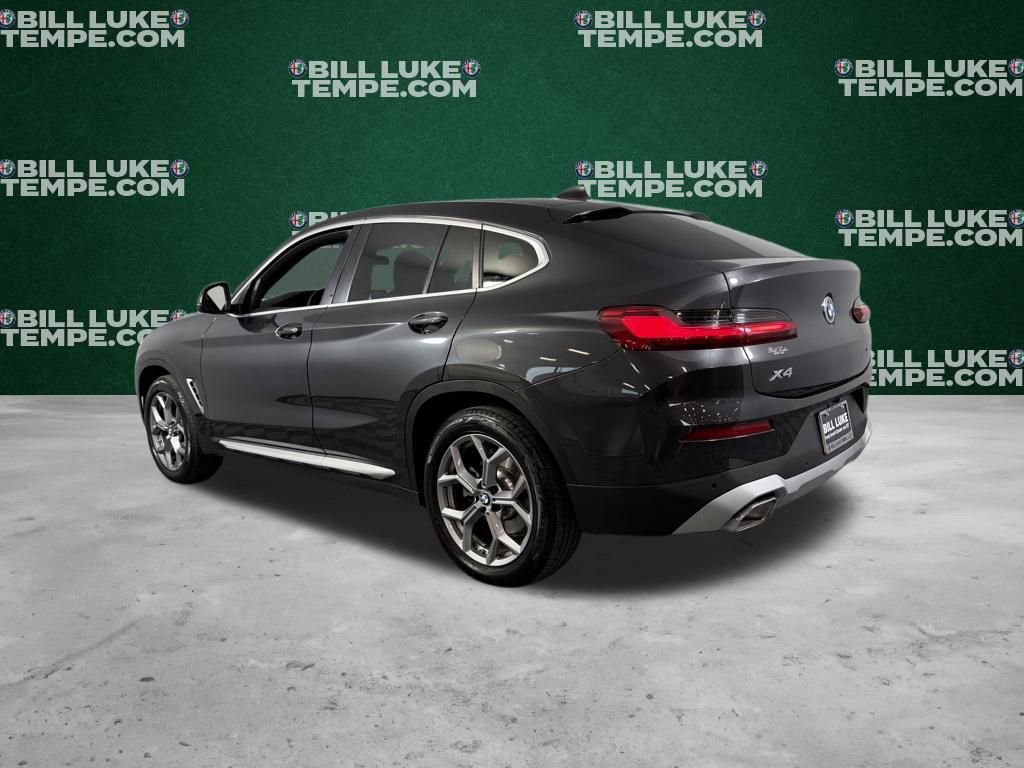 Used 2025 BMW X4 xDrive30i image 8