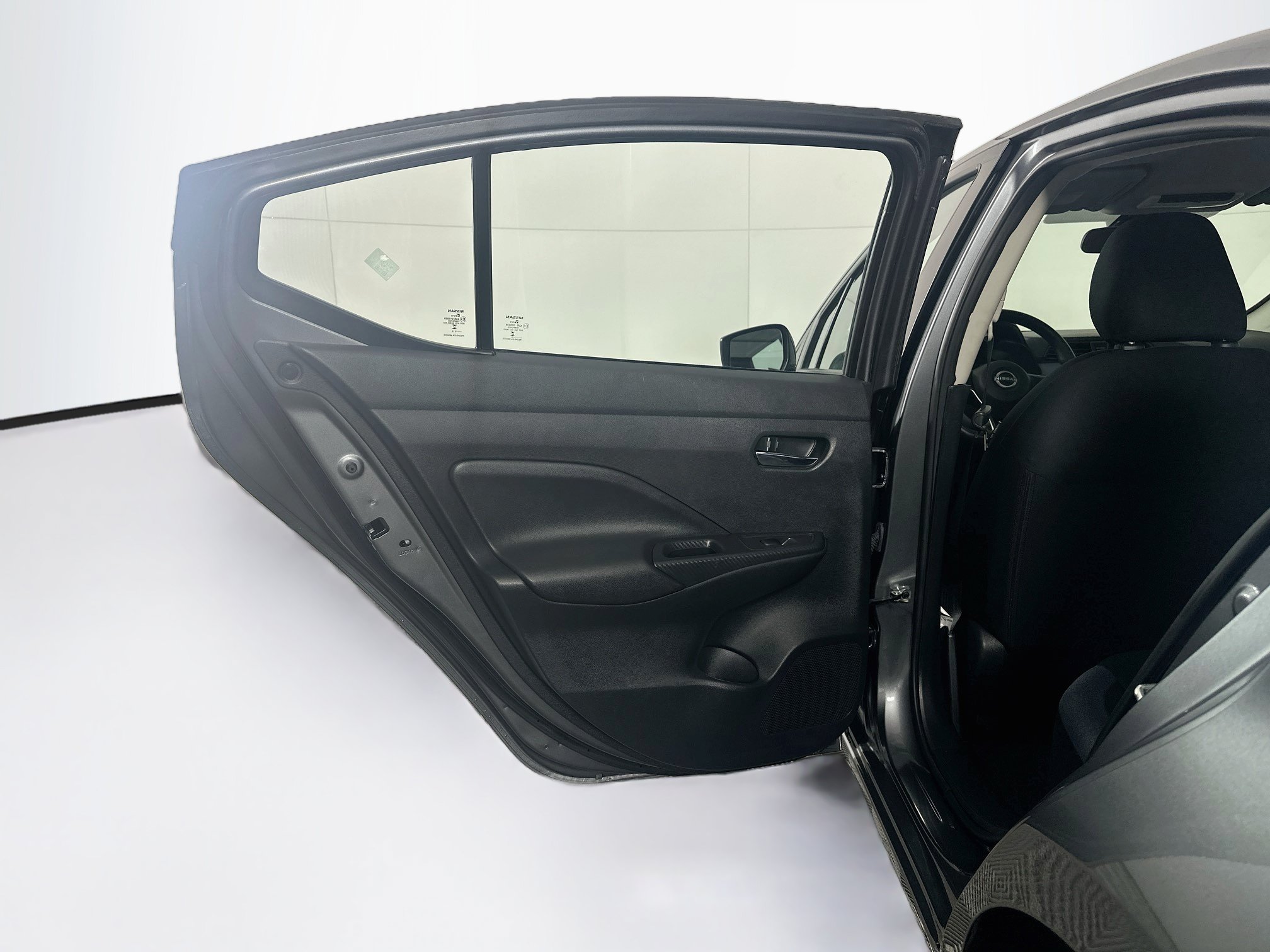 Used 2025 Nissan Versa SV FWD image 26
