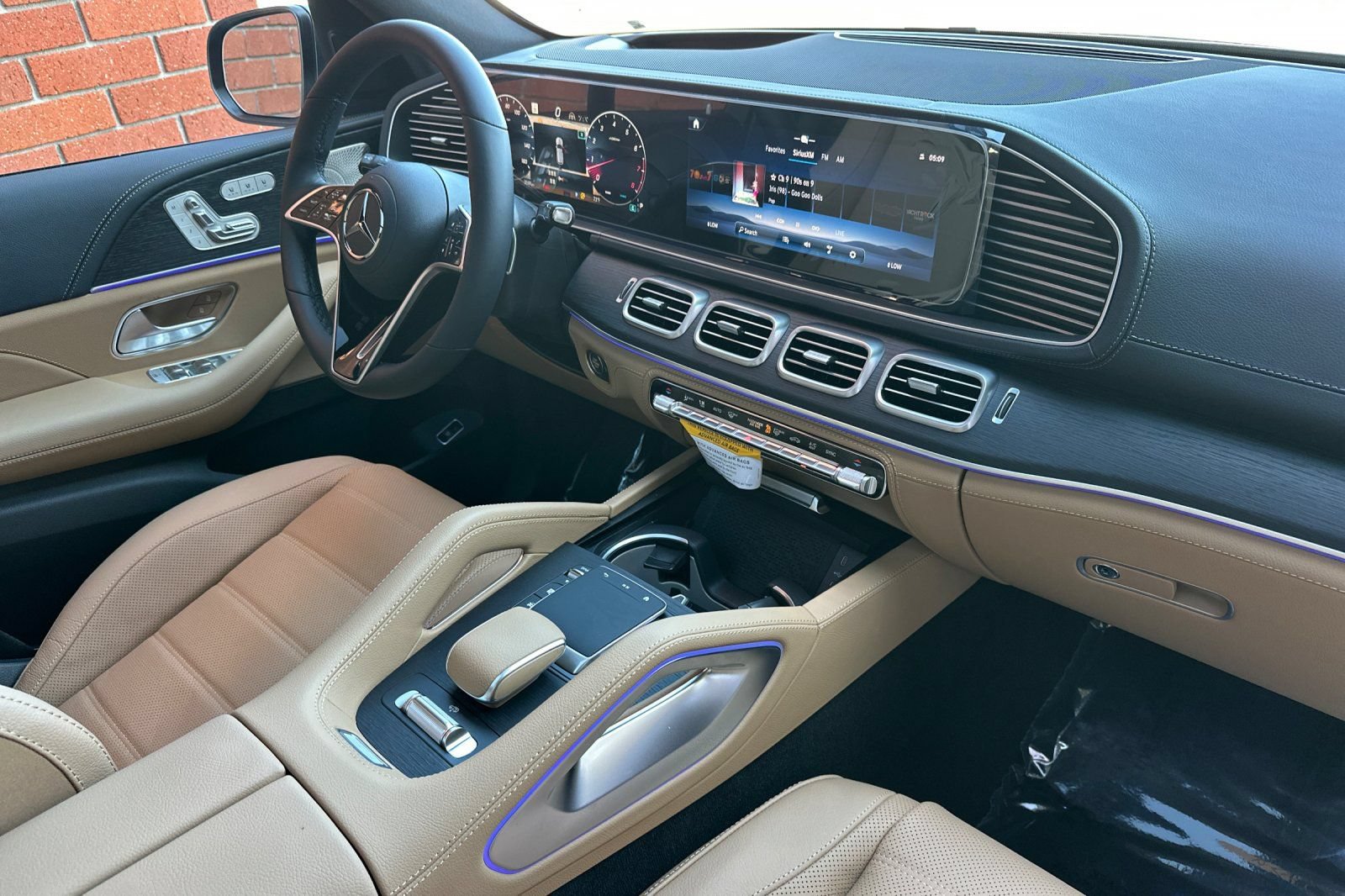 New 2026 Mercedes-Benz GLE 580 4MATIC image 17