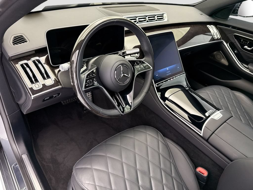 Certified 2025 Mercedes-Benz S 580 4MATIC Sedan image 9