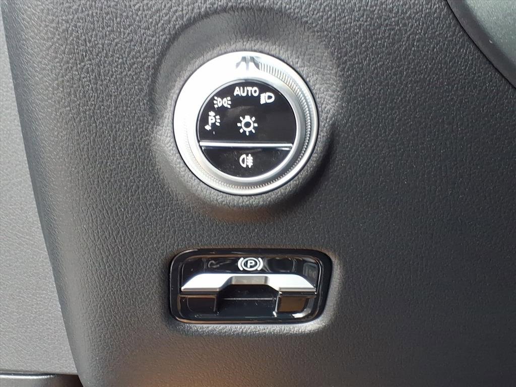 Certified 2024 Mercedes-Benz CLE 300 4MATIC Cabriolet image 14