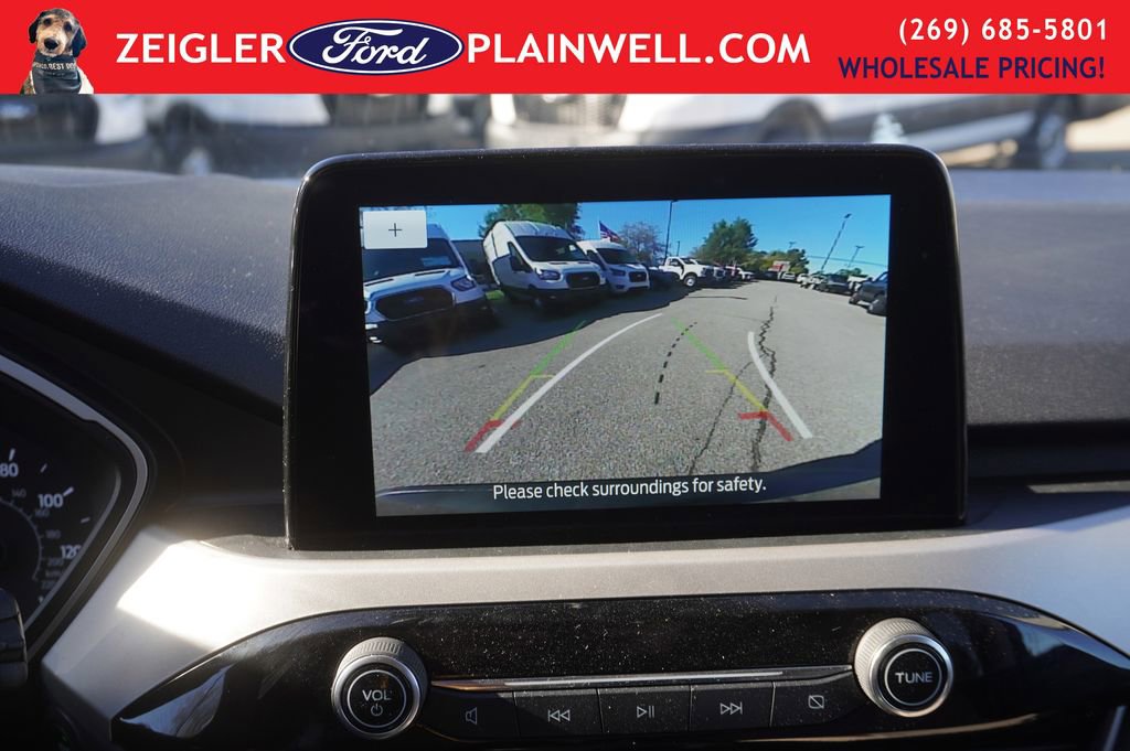 Used 2022 Ford Escape SE image 18