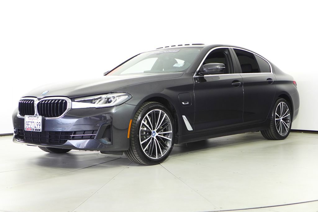 Certified 2023 BMW 530e 530e iPerformance w/ Convenience Package image 2