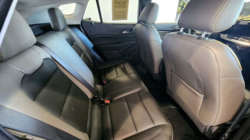 Used 2024 Chevrolet Trax ACTIV w/ Driver Confidence Package FWD image 31