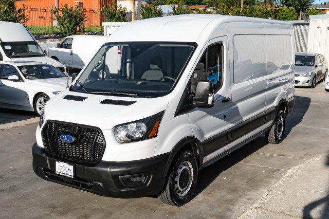 Used 2023 Ford Transit 150 Medium Roof image 4