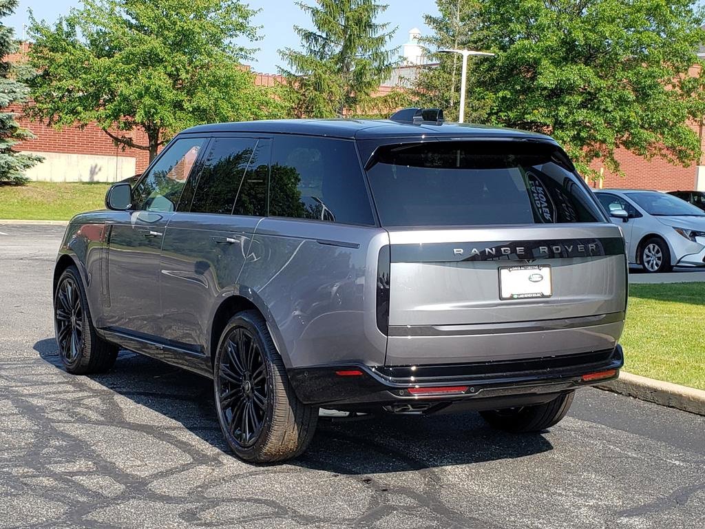 New 2025 Land Rover Range Rover SE image 7