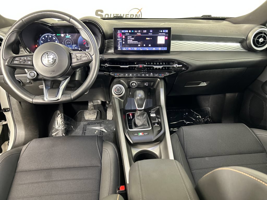 Used 2024 Alfa Romeo Tonale Ti AWD/4WD image 18