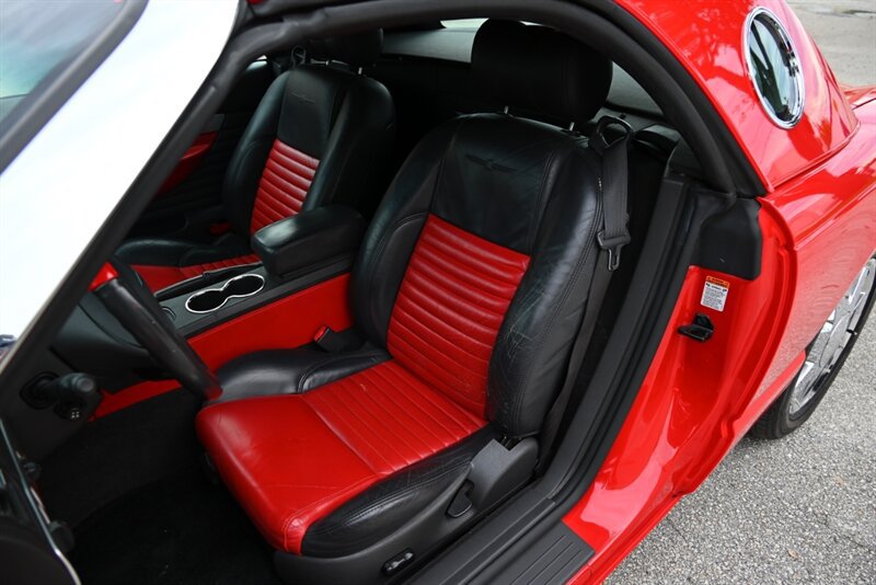Used 2002 Ford Thunderbird RWD image 31