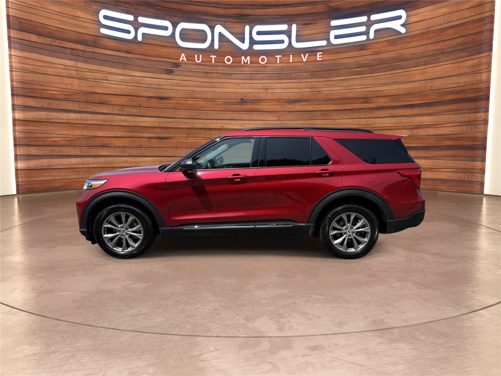 Used 2023 Ford Explorer XLT w/ Equipment Group 202A AWD/4WD video 2