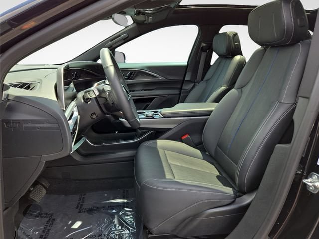 Certified 2024 Cadillac Lyriq Sport w/ LPO, Floor Liner Package AWD/4WD image 14