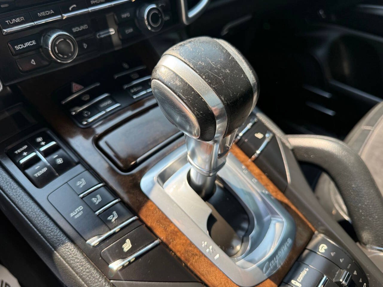 Used 2013 Porsche Cayenne GTS AWD/4WD image 33