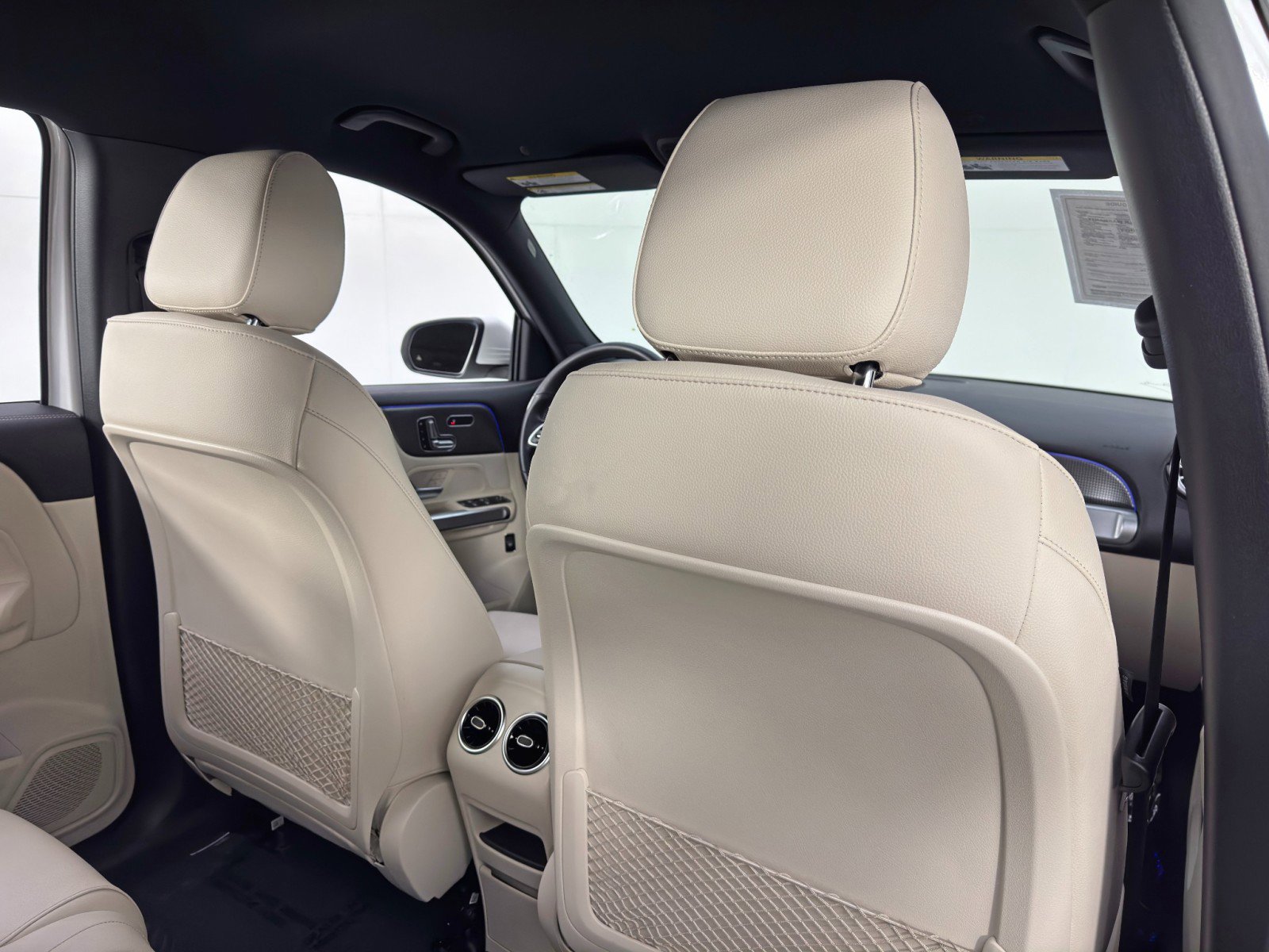 Used 2023 Mercedes-Benz EQB 250+ EQB 250+ w/ Exclusive Package image 38