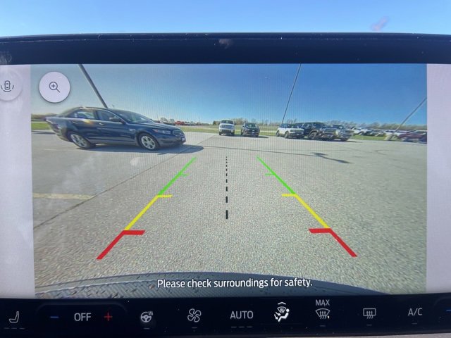 New 2024 Ford Escape SE image 39