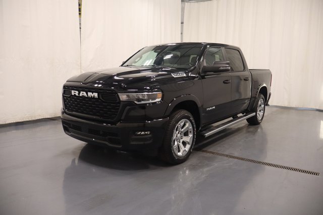 New 2026 RAM 1500 4x4 Crew Cab image 4