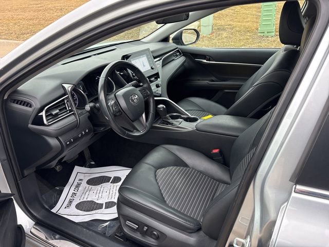 Used 2022 Toyota Camry SE image 12