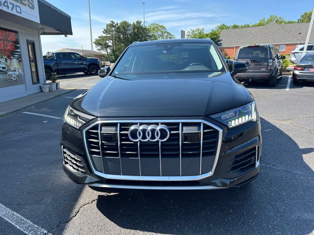 Used 2023 Audi Q7 3.0T Premium w/ Convenience Package AWD/4WD image 3