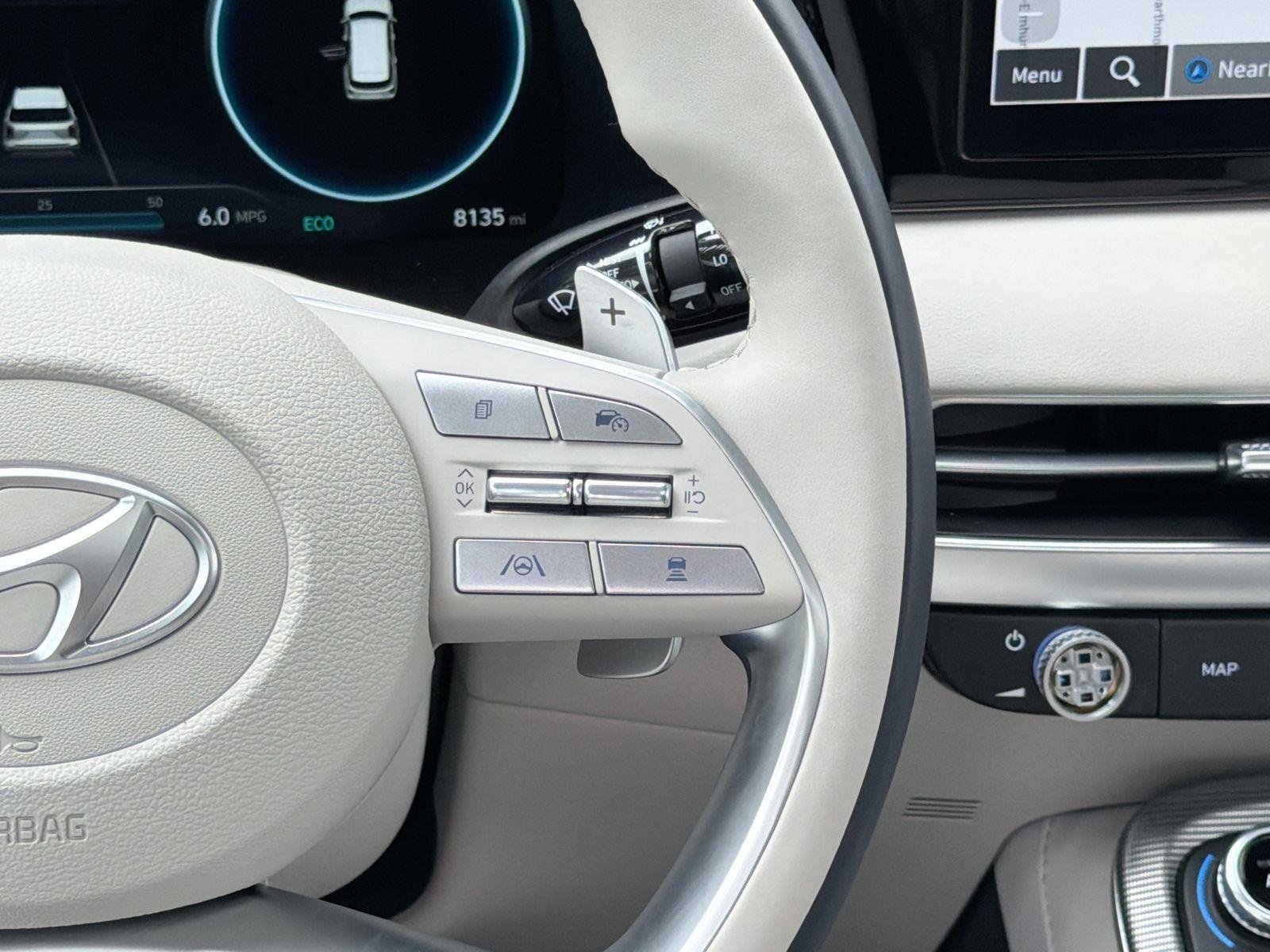 Used 2025 Hyundai Palisade Calligraphy FWD image 10