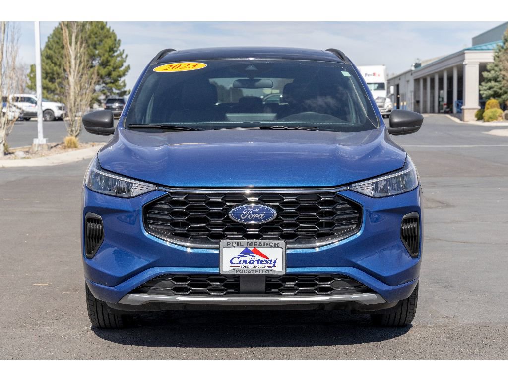 Used 2023 Ford Escape ST-Line w/ Tech Pack #1 AWD/4WD image 7