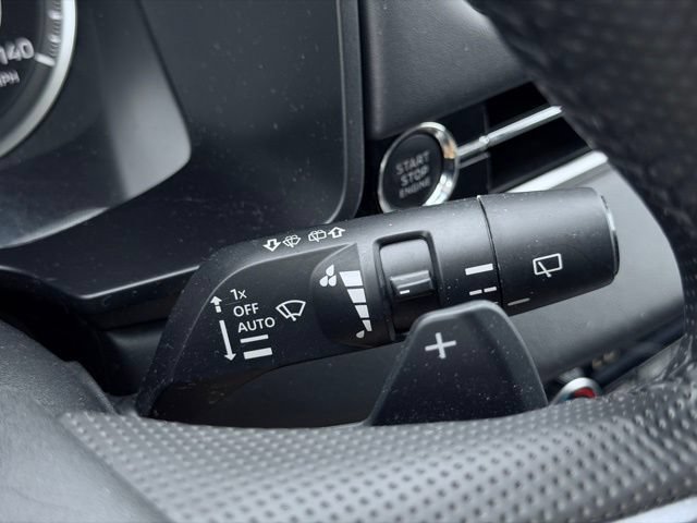 Used 2025 Mitsubishi Outlander SE AWD/4WD image 33