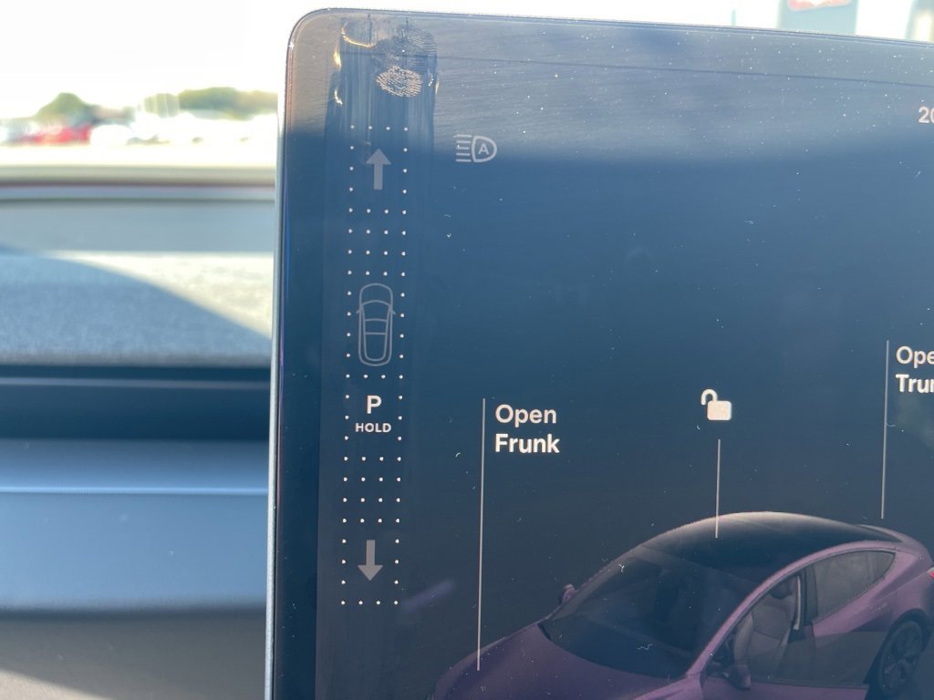 Used 2025 Tesla Model 3 Long Range image 17