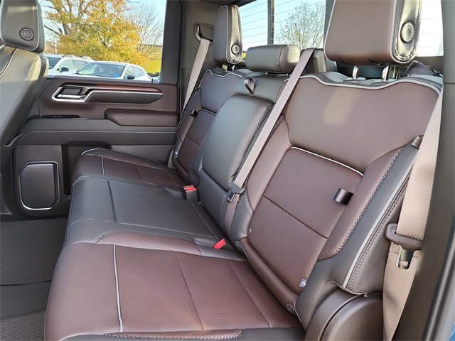 New 2026 GMC Sierra 2500 Denali w/ Denali Reserve Package image 17
