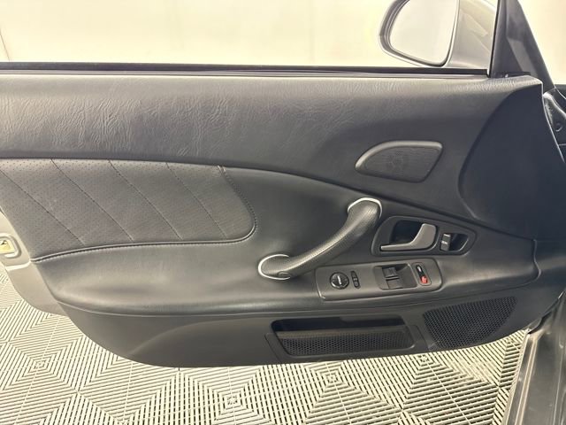 Used 2005 Honda S2000 Base image 15