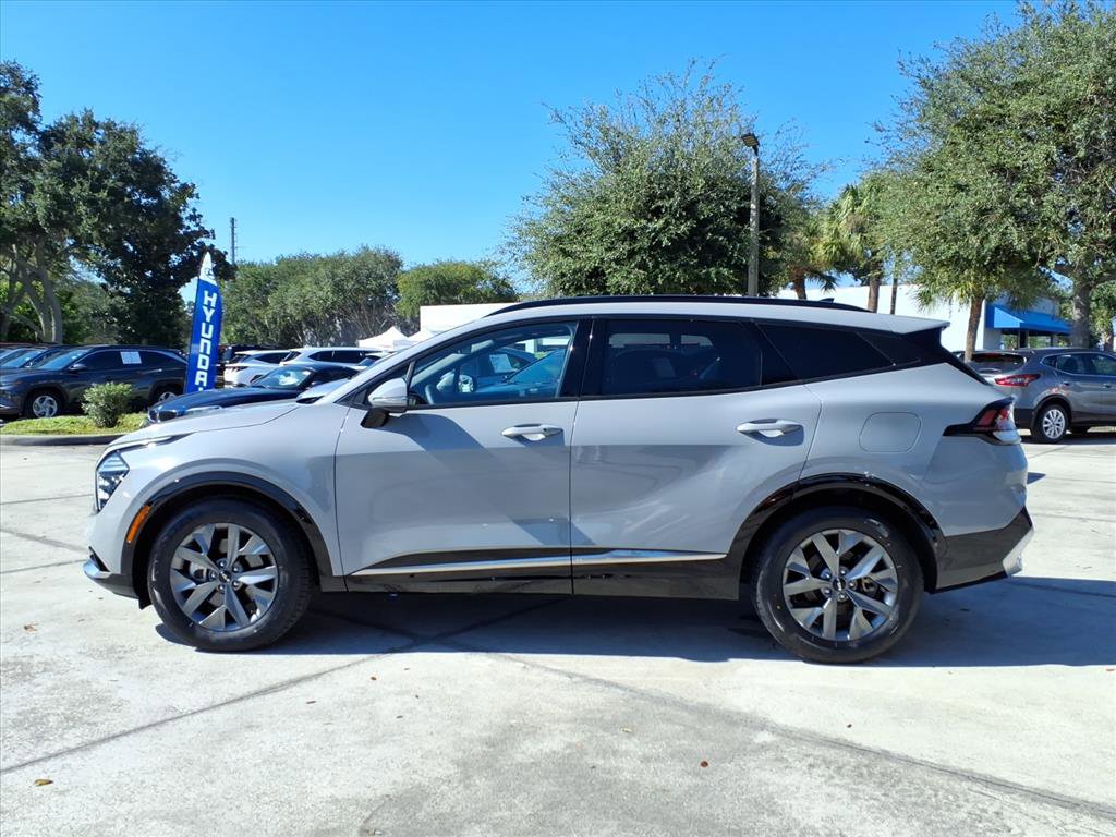 Used 2024 Kia Sportage SX image 4