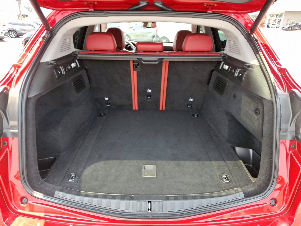 Used 2020 Alfa Romeo Stelvio image 18