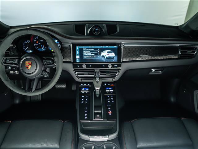 New 2026 Porsche Macan GTS image 17