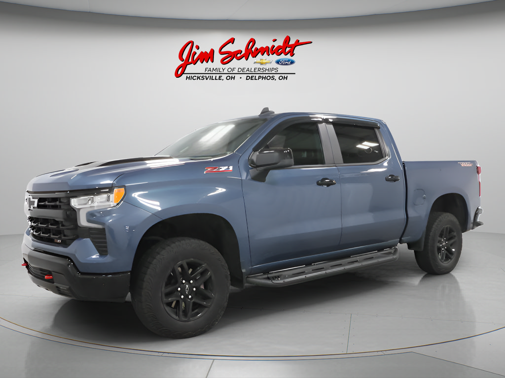 Used 2024 Chevrolet Silverado 1500 LT Trail Boss AWD/4WD image 2