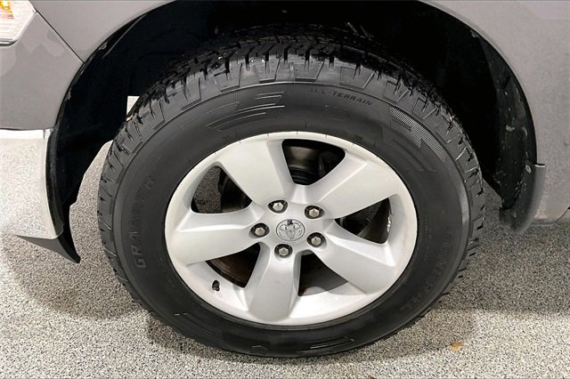 Used 2023 RAM 1500 Classic SLT image 35