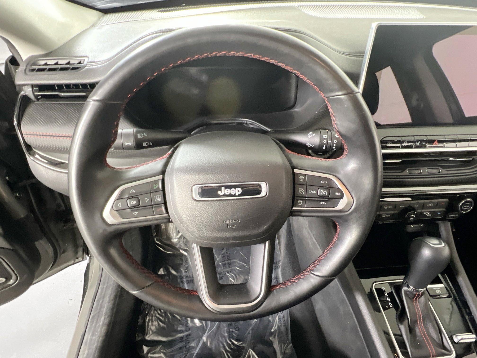 Used 2022 Jeep Compass Trailhawk w/ Trailhawk Elite Group image 11